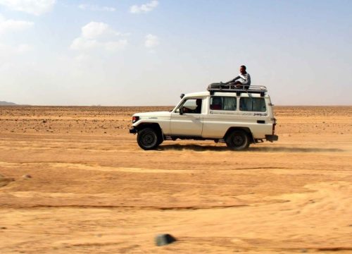 Safari Tour Hurghada mit Jeep 4×4 und Kamelreiten